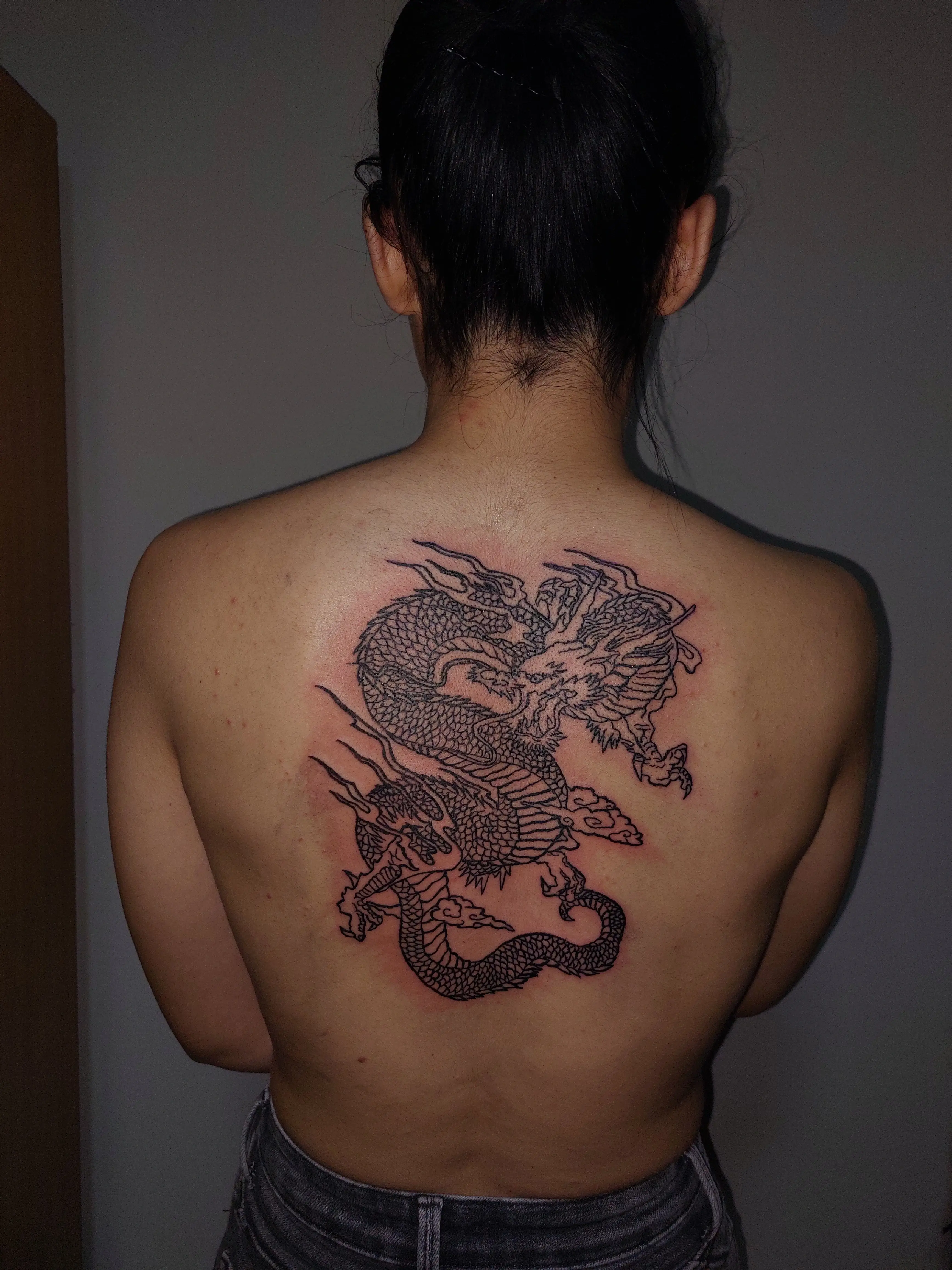 Tetovaža Zmaj - Fine Line & Minimal rad Eternal Art studio